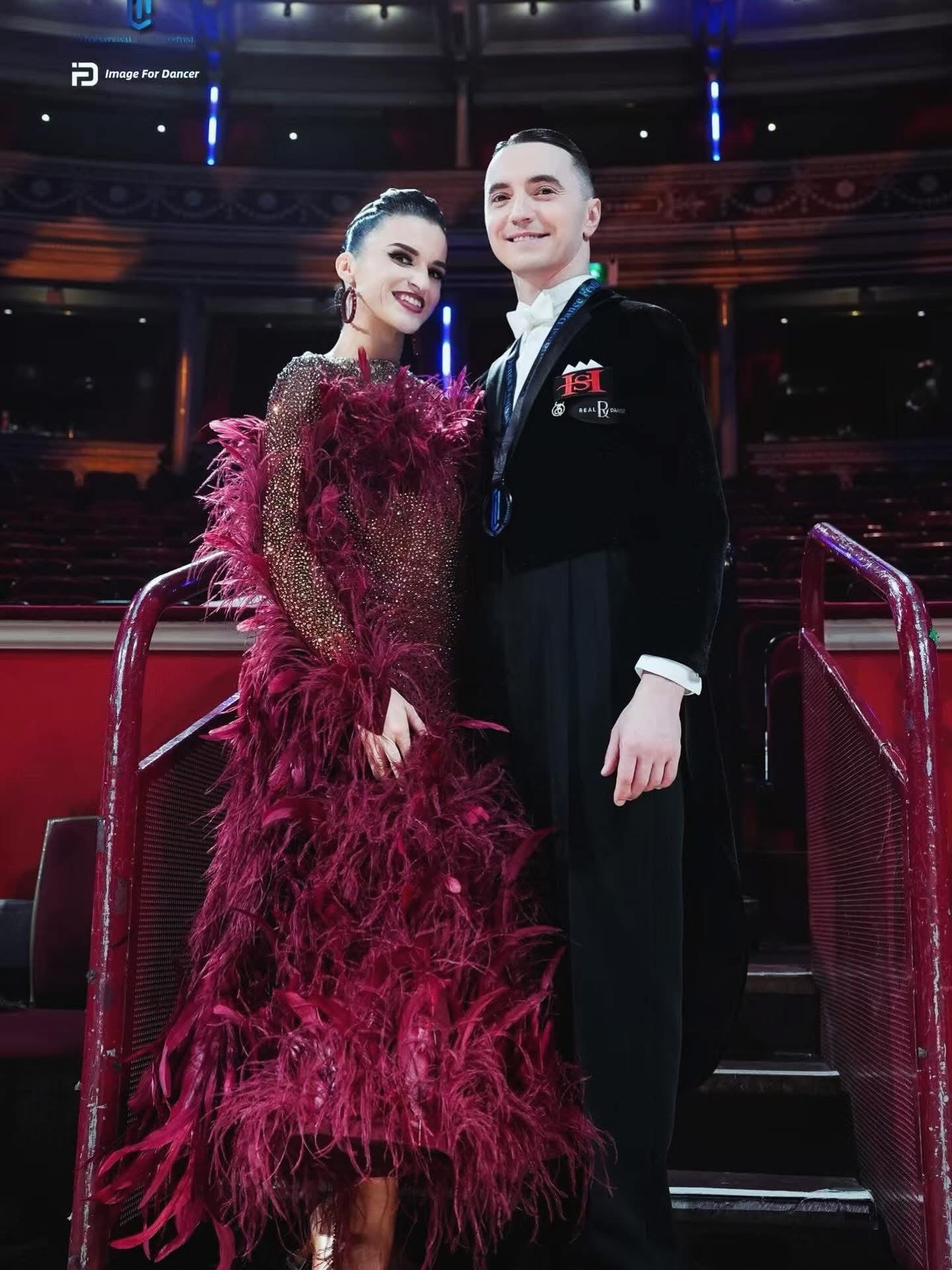 【商談中】DQ-D93 Nataliyaスポンサードレス Redフェザー