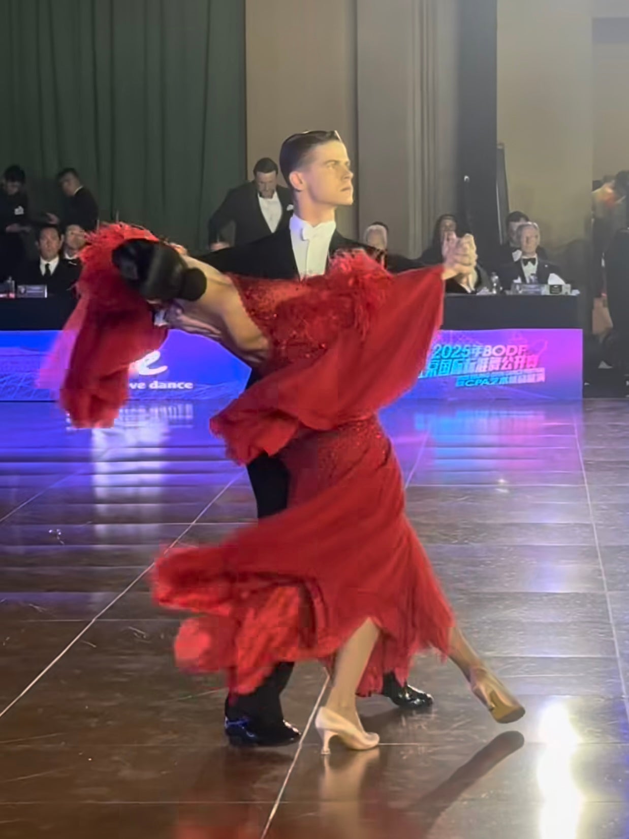 DQ-D101 Liisスポンサードレス Red