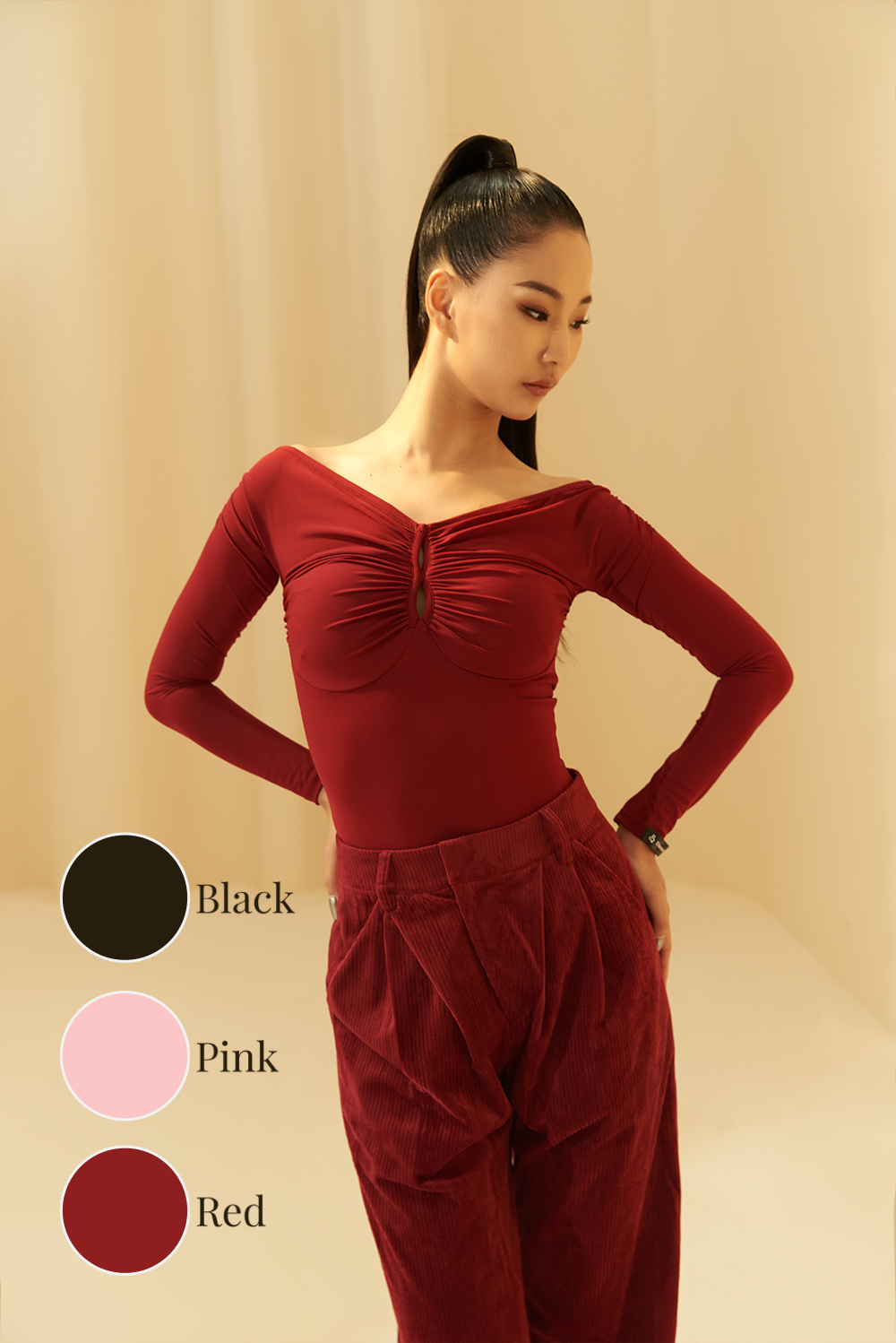 DQ-628 スリット入りVネックトップス – Dance Shop Reve DQ-628 スリット入りVネックトップス – Dance Shop Reve