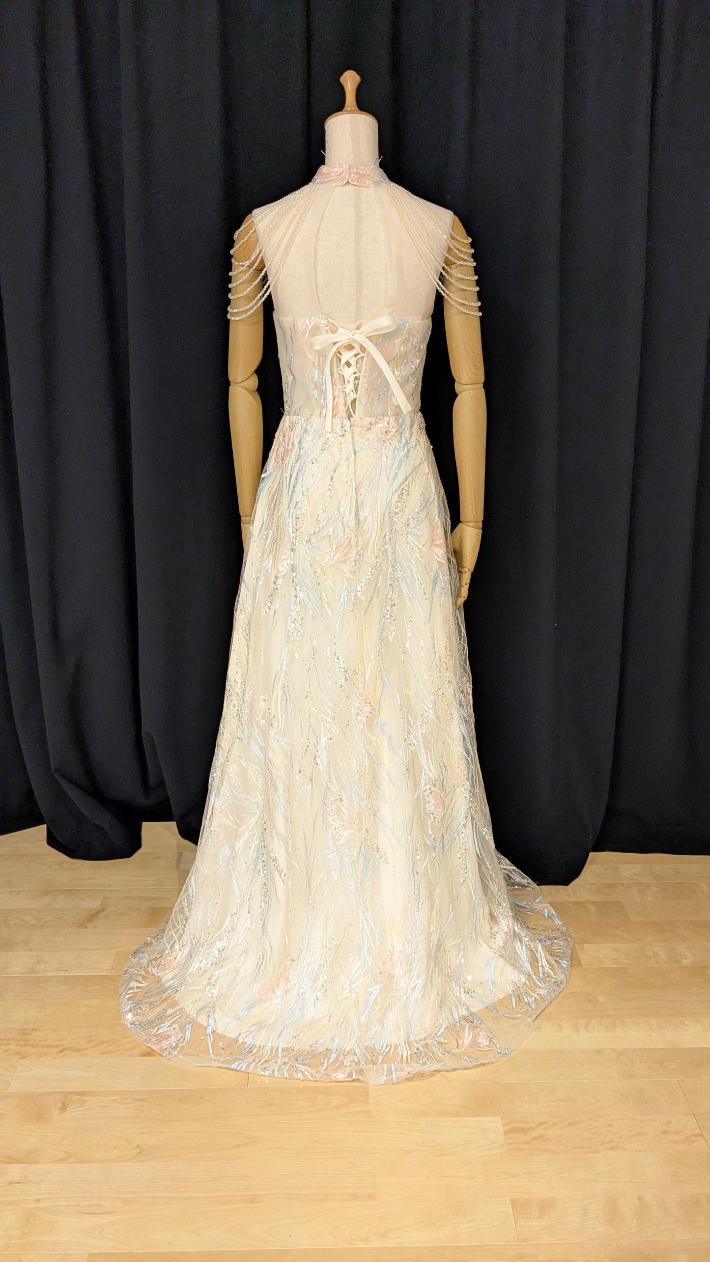 DQ-E7 ビーズチェーン付き刺繍スパンコール