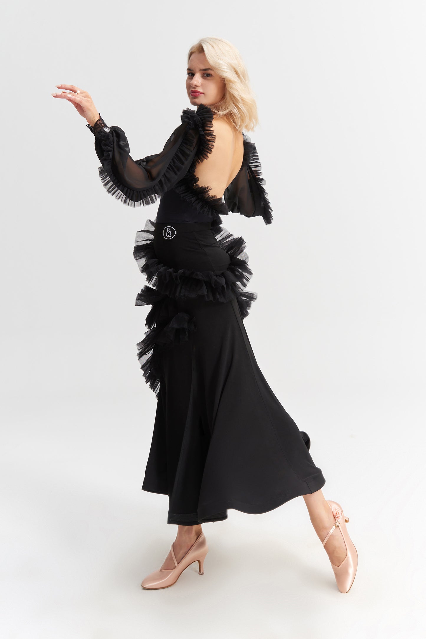 DQ-1028 スリットチュールフリルスカート