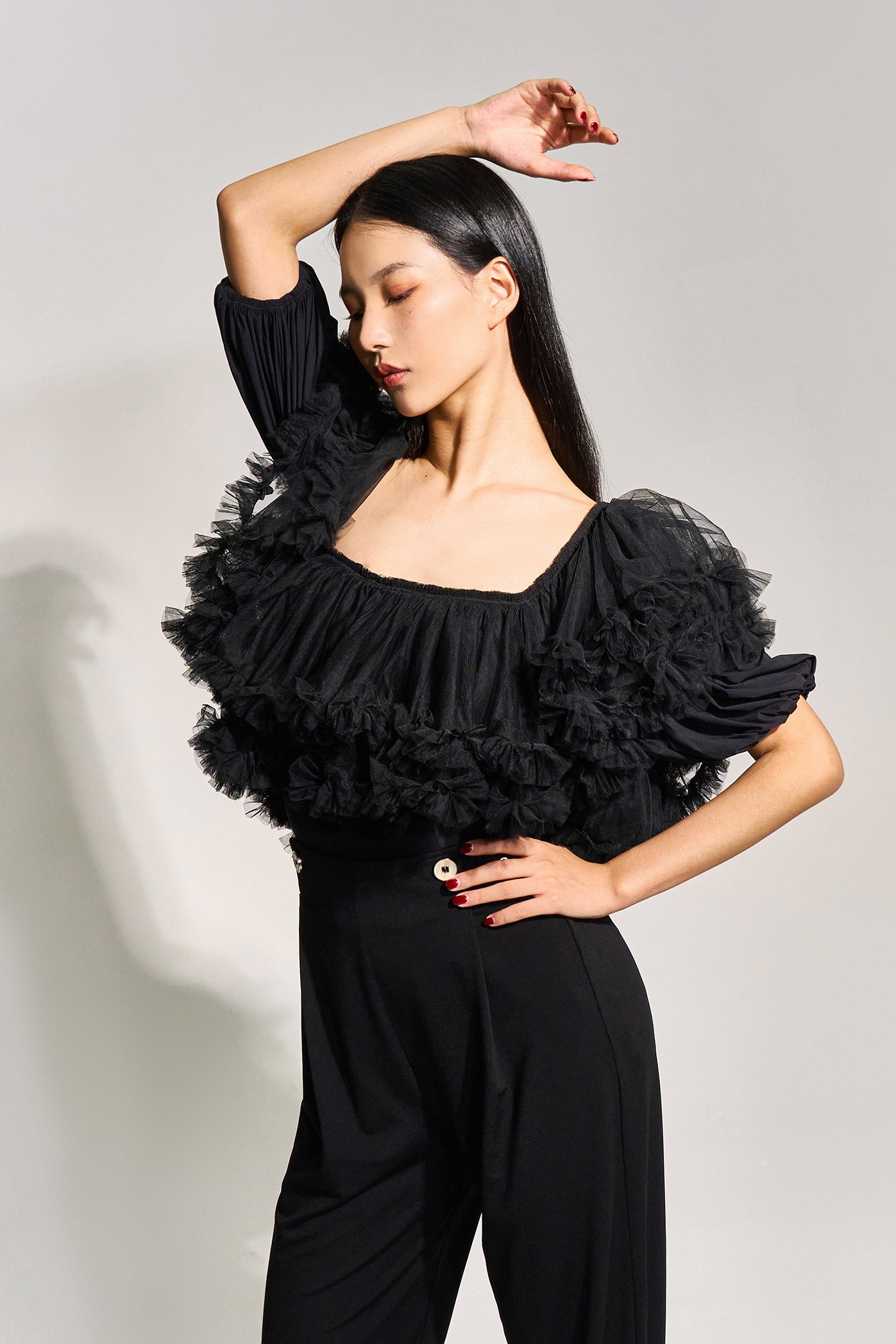 DQ-987 ボリュームチュールトップス