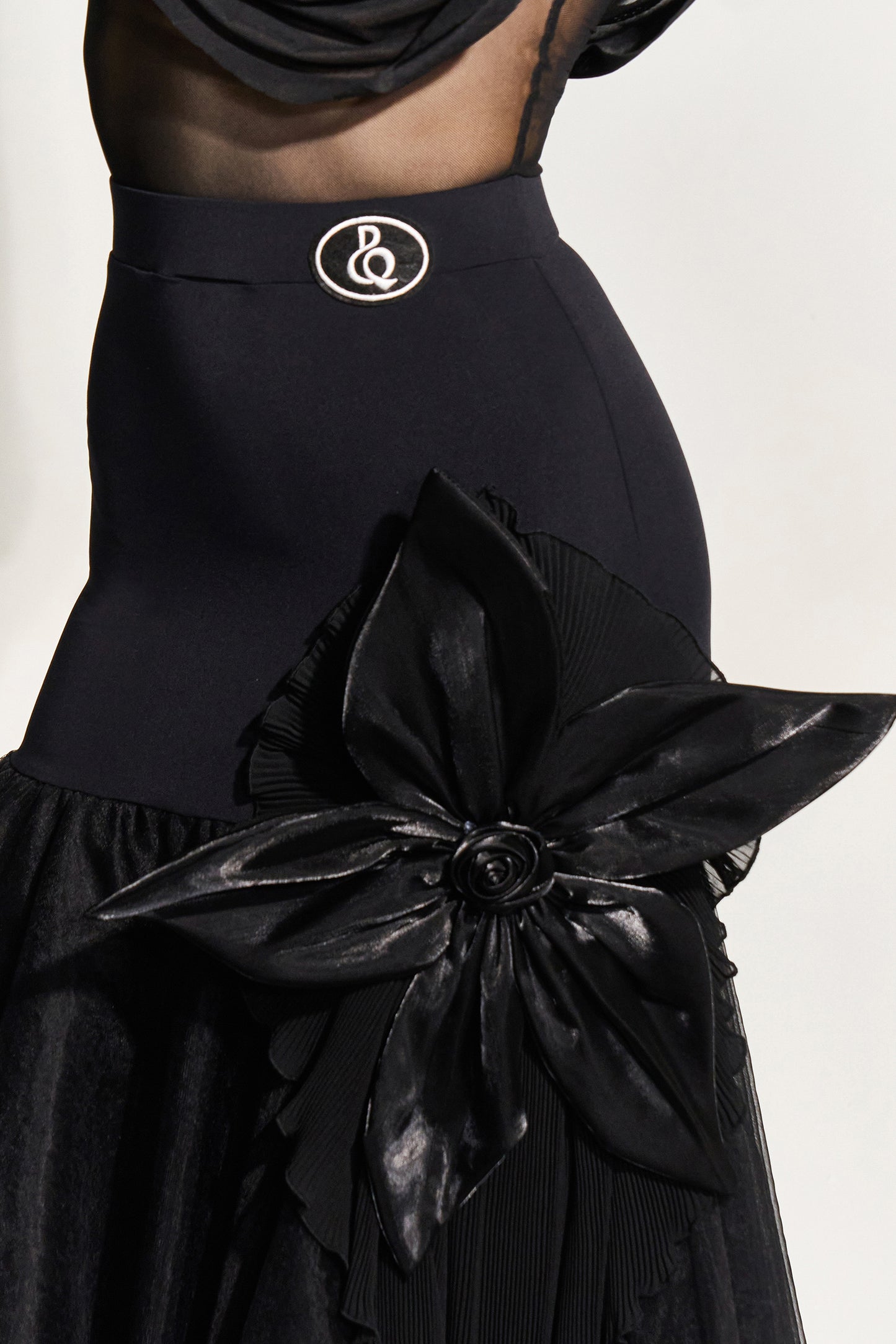 DQ-990 フラワーモチーフスカート