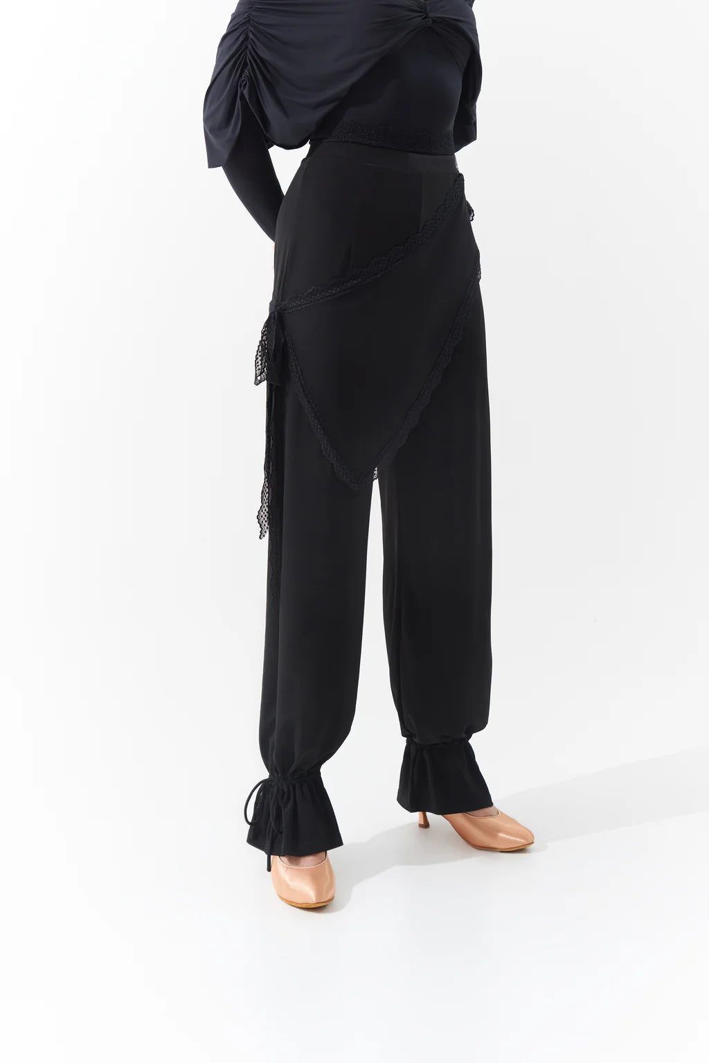 DQ-1102 腰スカーフ付きパンツ