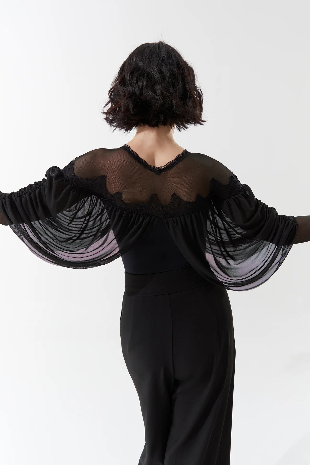 DQ-1108 シースルードレープ付きトップス