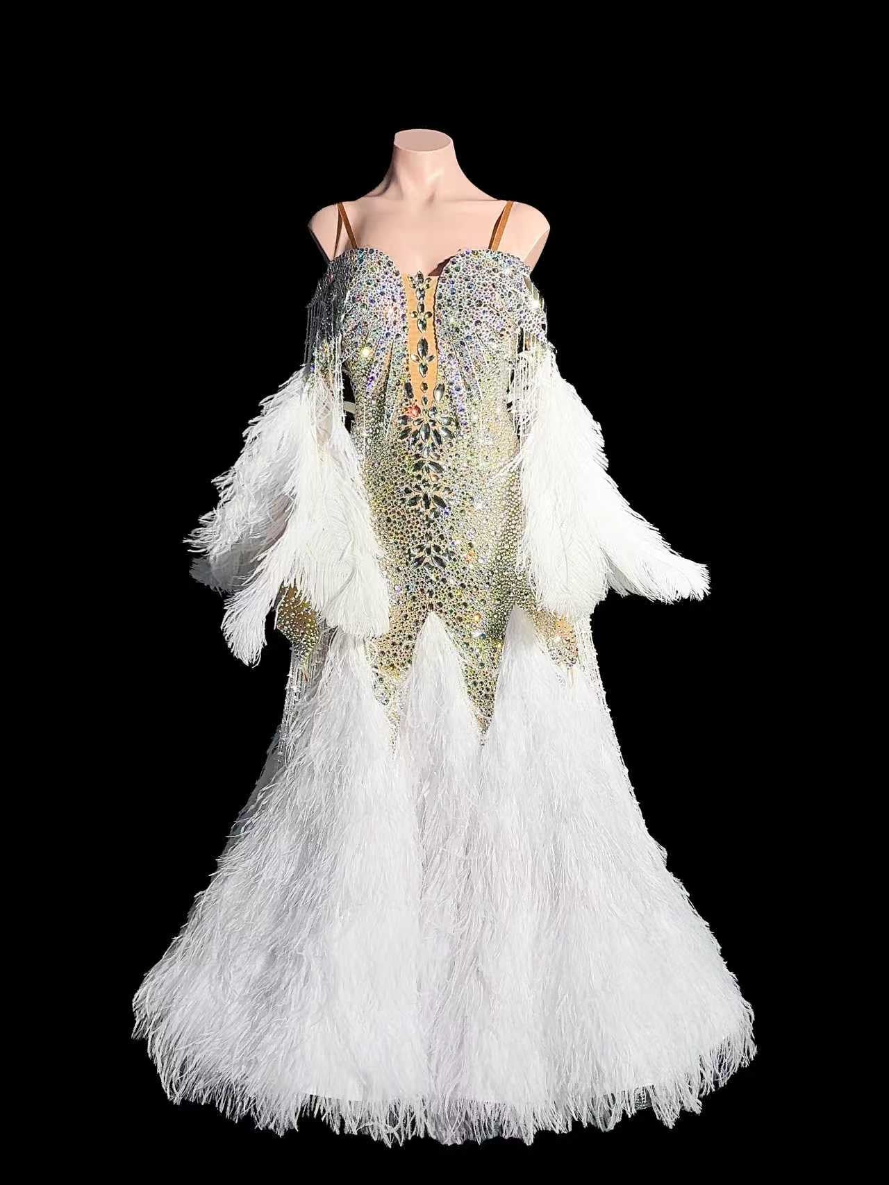 【Sold Out】DQ-D90 Annie選手スポンサードレス　Whiteフェザー