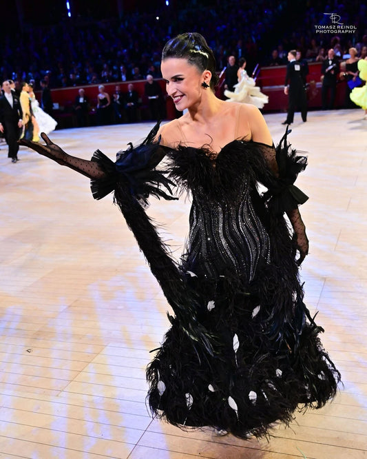 DQ-D92 Nataliyaスポンサードレス　Blackフェザー